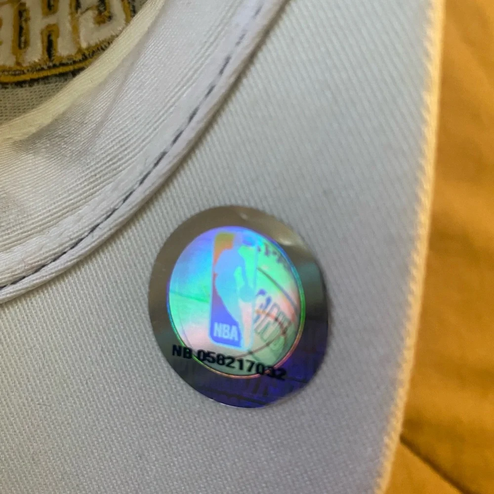 Spurs NBA hat - Picture 7 of 9